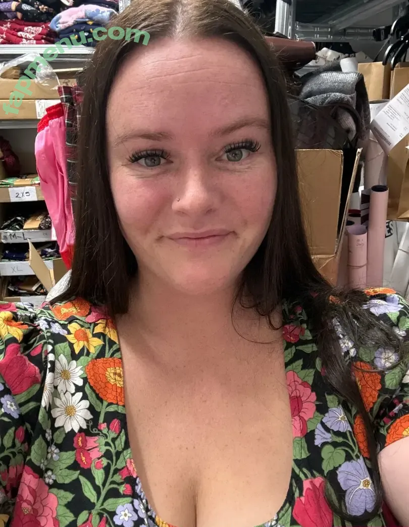 carinabro10 nude photo #0024 (carinaberon10)