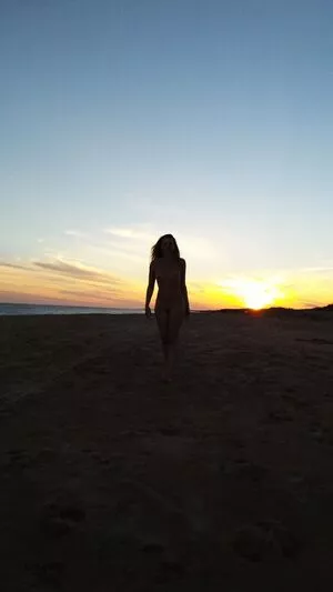 carinamoreschi / camoreschi nude photo #0001