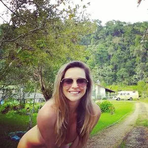 carinamoreschi / camoreschi nude photo #0018