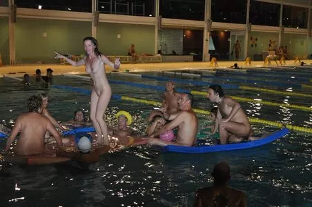 carinamoreschi / camoreschi nude photo #0076