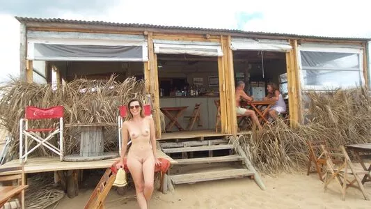 carinamoreschi / camoreschi nude photo #0108