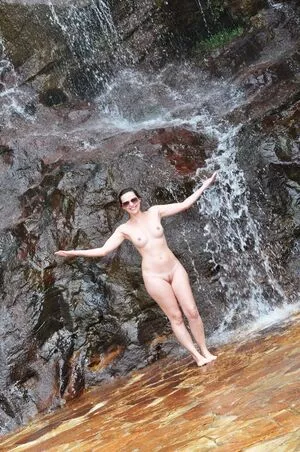 carinamoreschi / camoreschi nude photo #0129