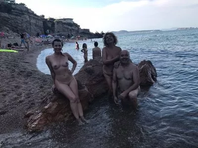 carinamoreschi / camoreschi nude photo #0233