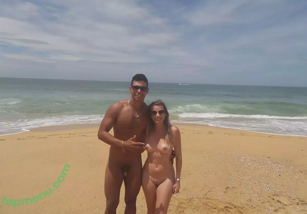 carinamoreschi nude photo #0052 (camoreschi)