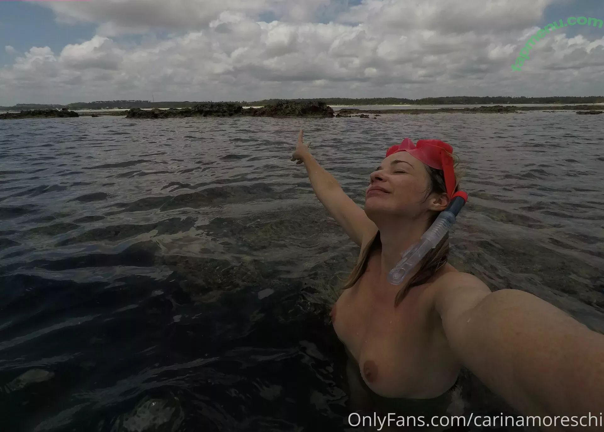 carinamoreschi nude photo #0074 (camoreschi)