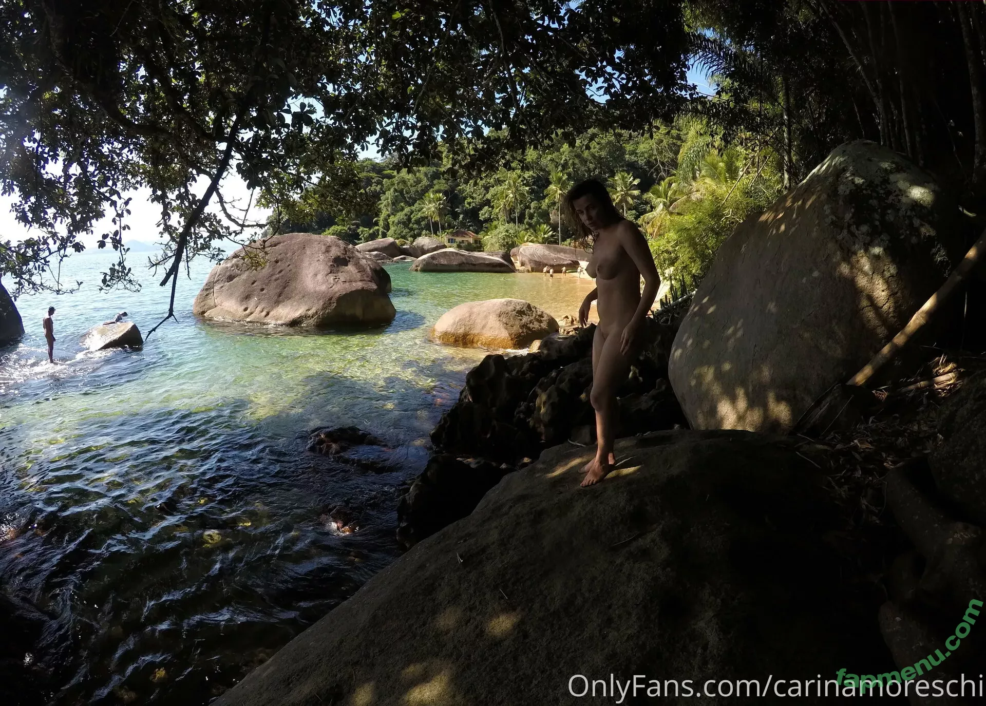 carinamoreschi nude photo #0142 (camoreschi)