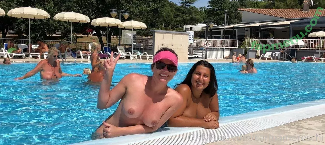 carinamoreschi nude photo #0146 (camoreschi)