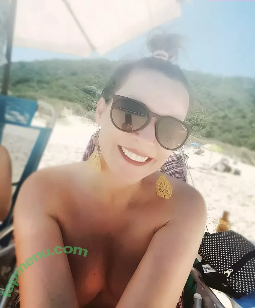 carinamoreschi nude photo #0153 (camoreschi)