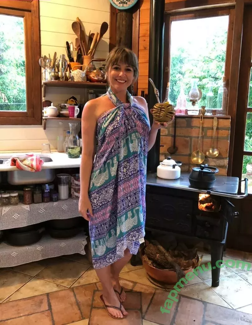 carinamoreschi nude photo #0189 (camoreschi)