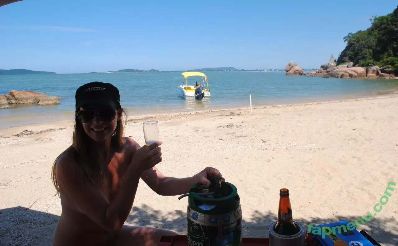 carinamoreschi nude photo #0235 (camoreschi)