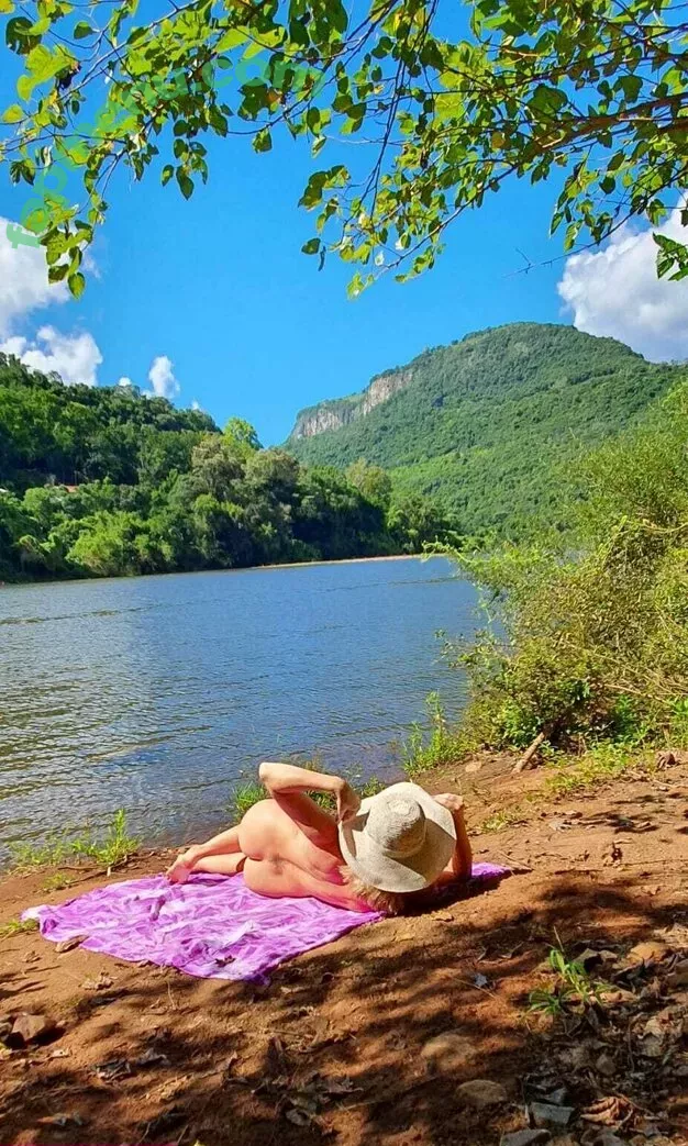 carinamoreschi nude photo #0240 (camoreschi)