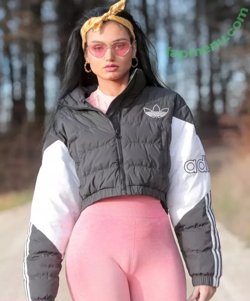 Carinnha White nude photo #0157 (carinnha_white / carinnhawhite)