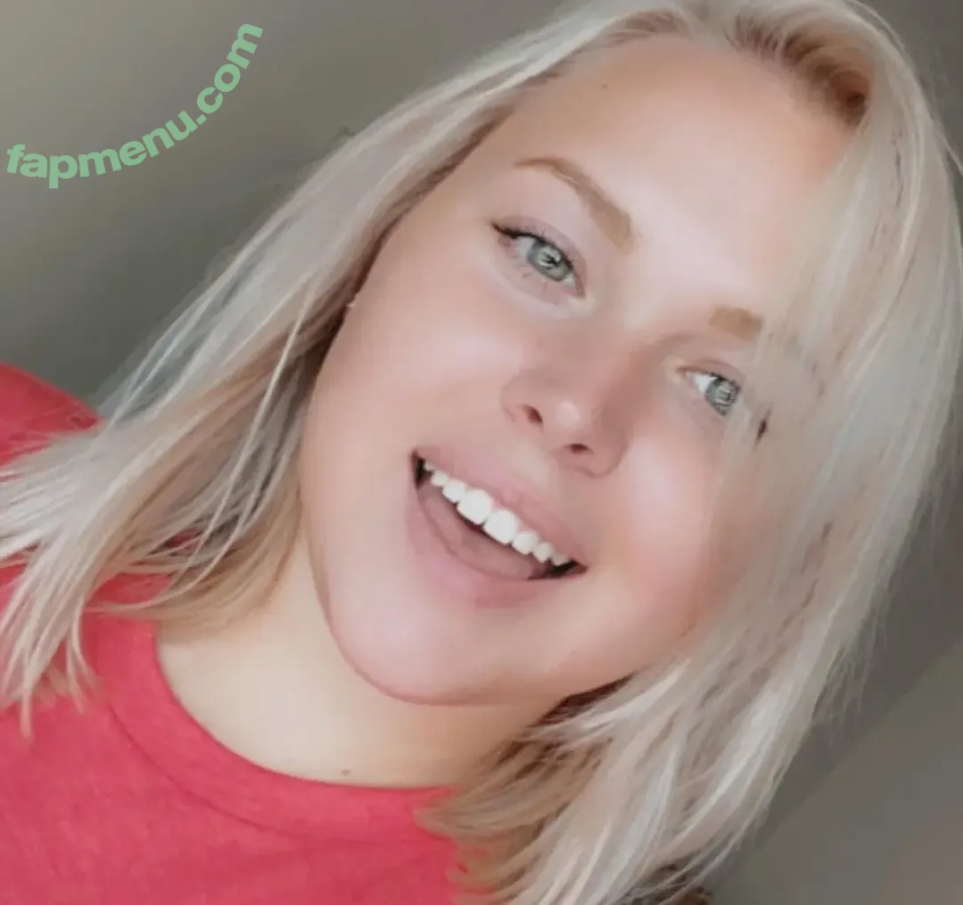 Carissa Codel nude photo #0013 (carissa / carissacodel)