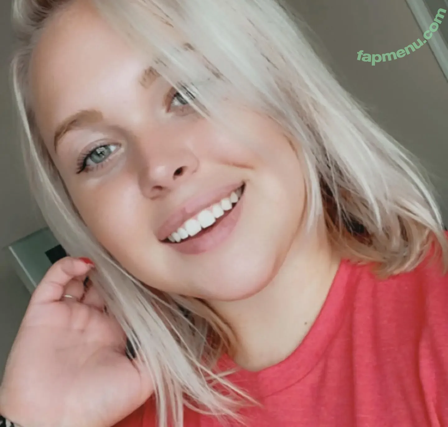 Carissa Codel nude photo #0014 (carissa / carissacodel)