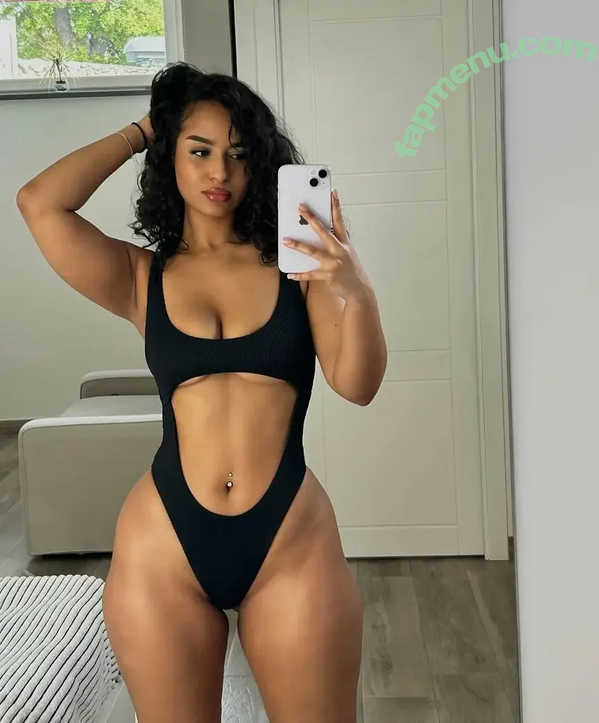 Carla Alison nude photo #0022 (carlaalison_n)