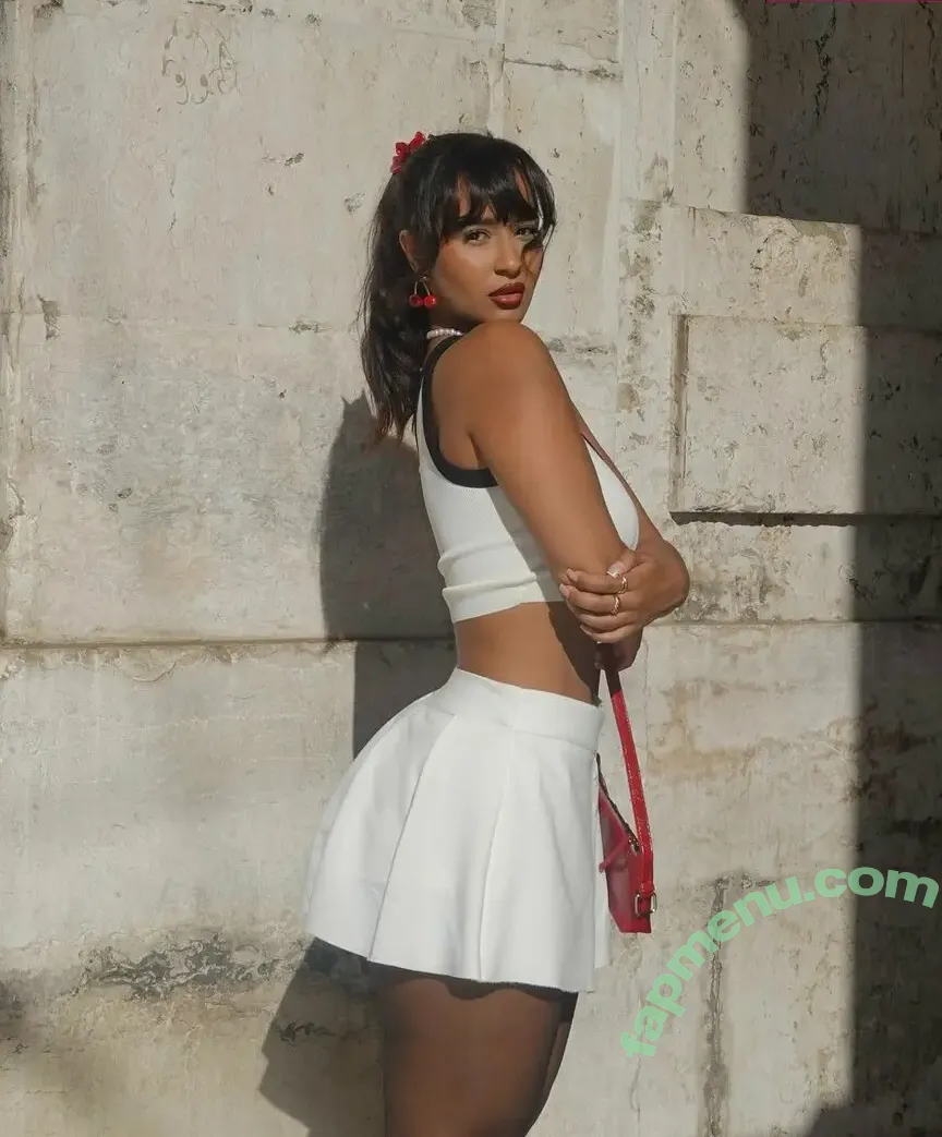 Carla Alison nude photo #0026 (carlaalison_n)