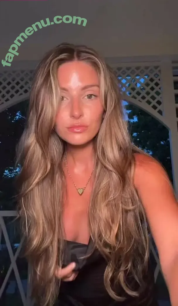 Carla Bezanson nude photo #0249 (carlabezanson)