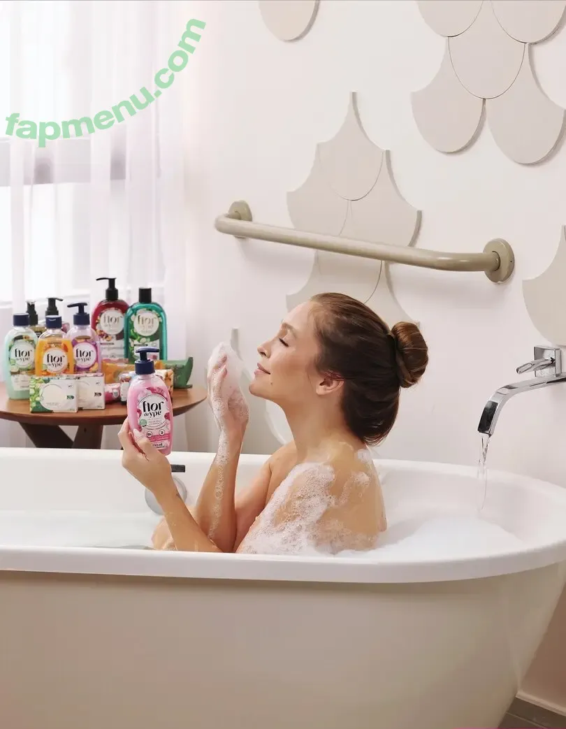 Carla Diaz nude photo #0230 (carladiaz)