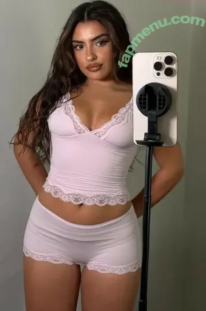 Carla Sophie / carlasophiebtw / carlysophie nude photo #0048