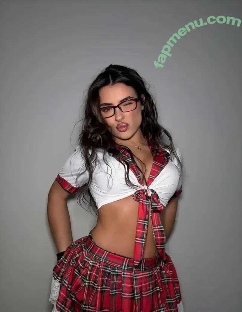 Carla Sophie nude photo #0069 (carlasophiebtw / carlysophie)