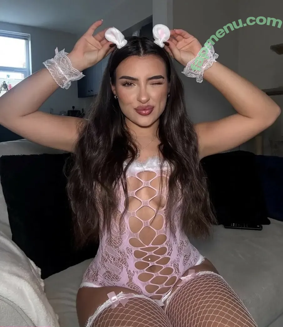 Carla Sophie nude photo #0080 (carlasophiebtw / carlysophie)