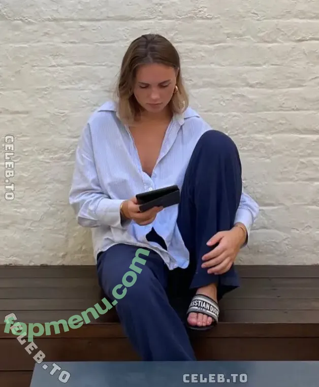 Carla Sophie Schell nude photo #0096 (carlaaxsophie)