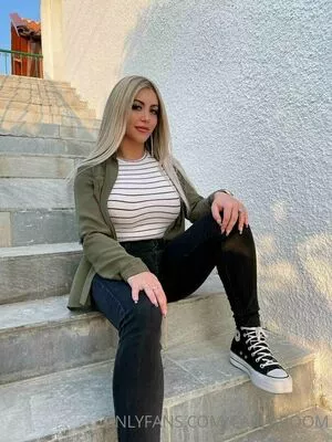 carlaboom / carlaboomoficial nude photo #0134