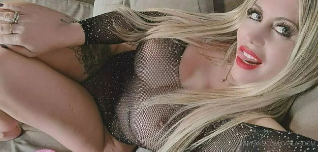 carlaboom / carlaboomoficial nude photo #0294