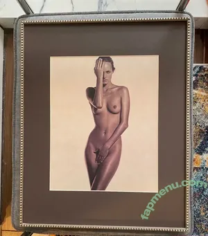  nude photo #0002