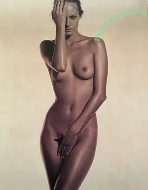  nude photo #0004