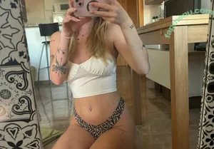  nude photo #0005