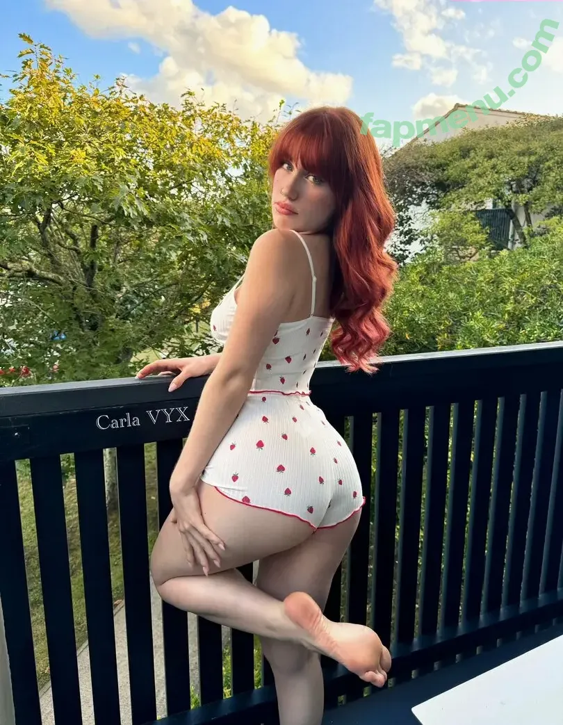 carlavyx nude photo #0001 (carlavyx)