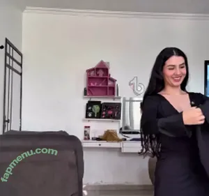 Carlevellyn / icarlaevellyn nude photo #0087