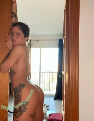  nude photo #0005