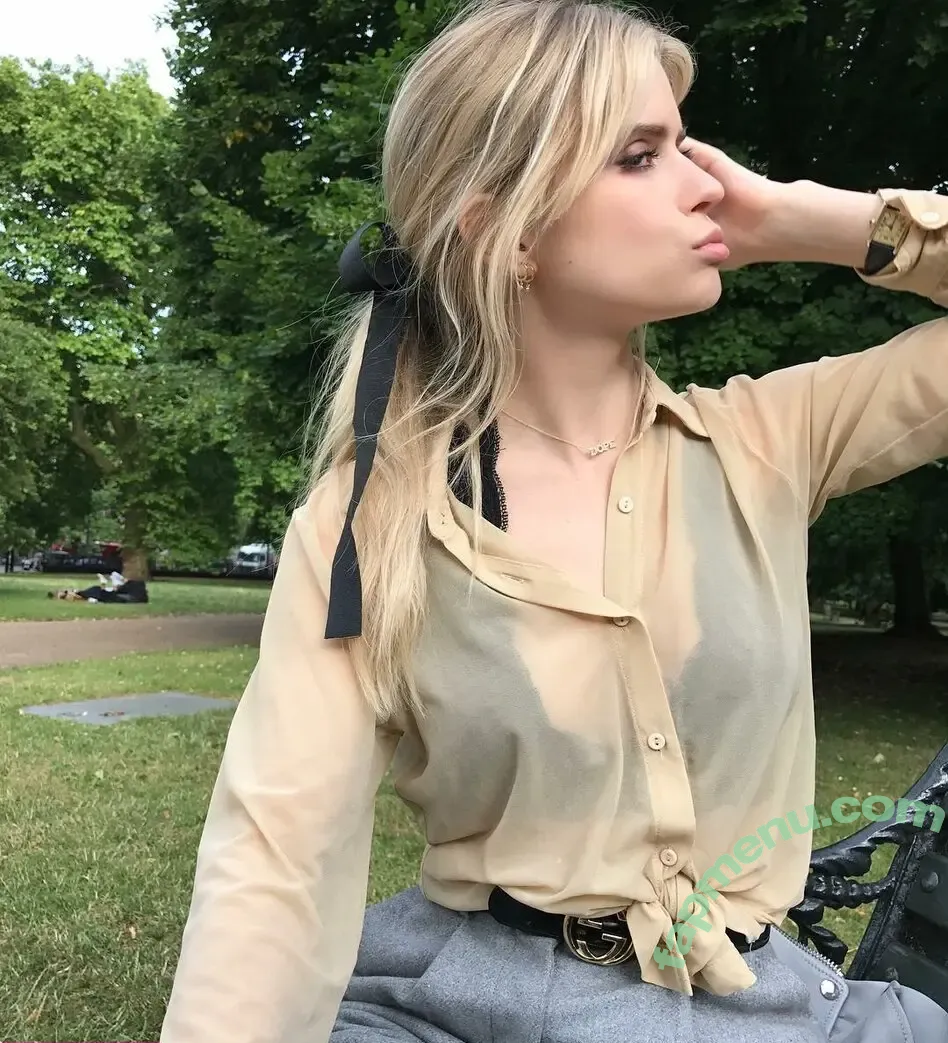 Carlson Young nude photo #0027 (carlsonyoung)