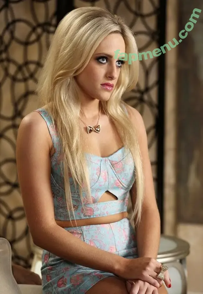 Carly Chaikin nude photo #0007 (carlychaikin)