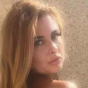 Carly Johnson / carkeysbaby / carlyjohnsonofficial nude photo #0007