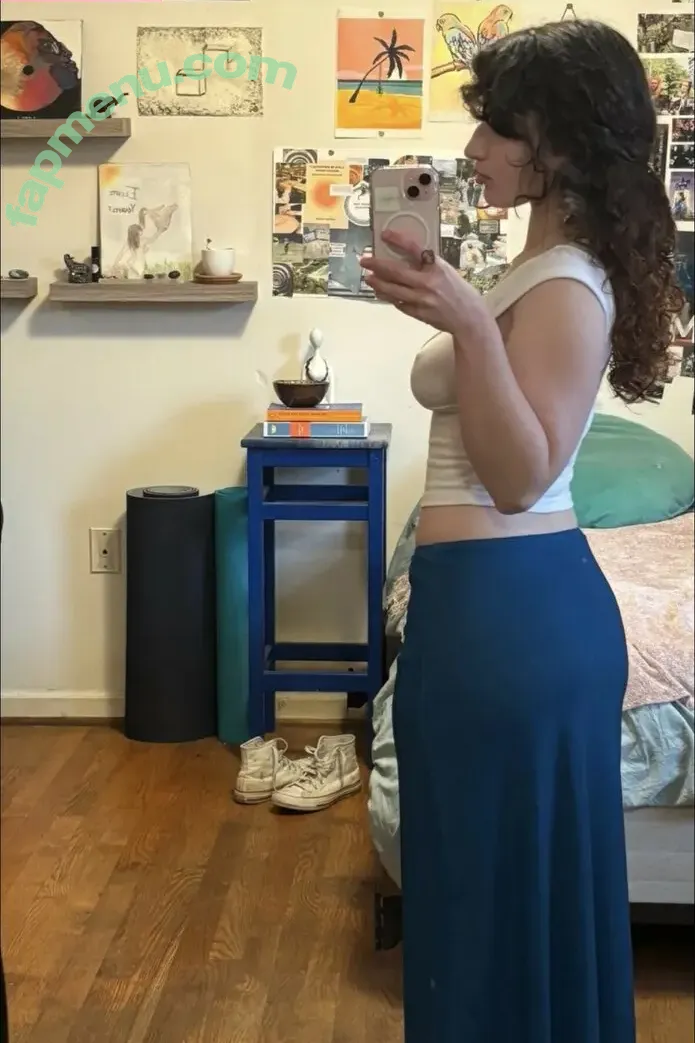 Carly Mariss nude photo #0002 (Carlybarlyy / Carlymariss)
