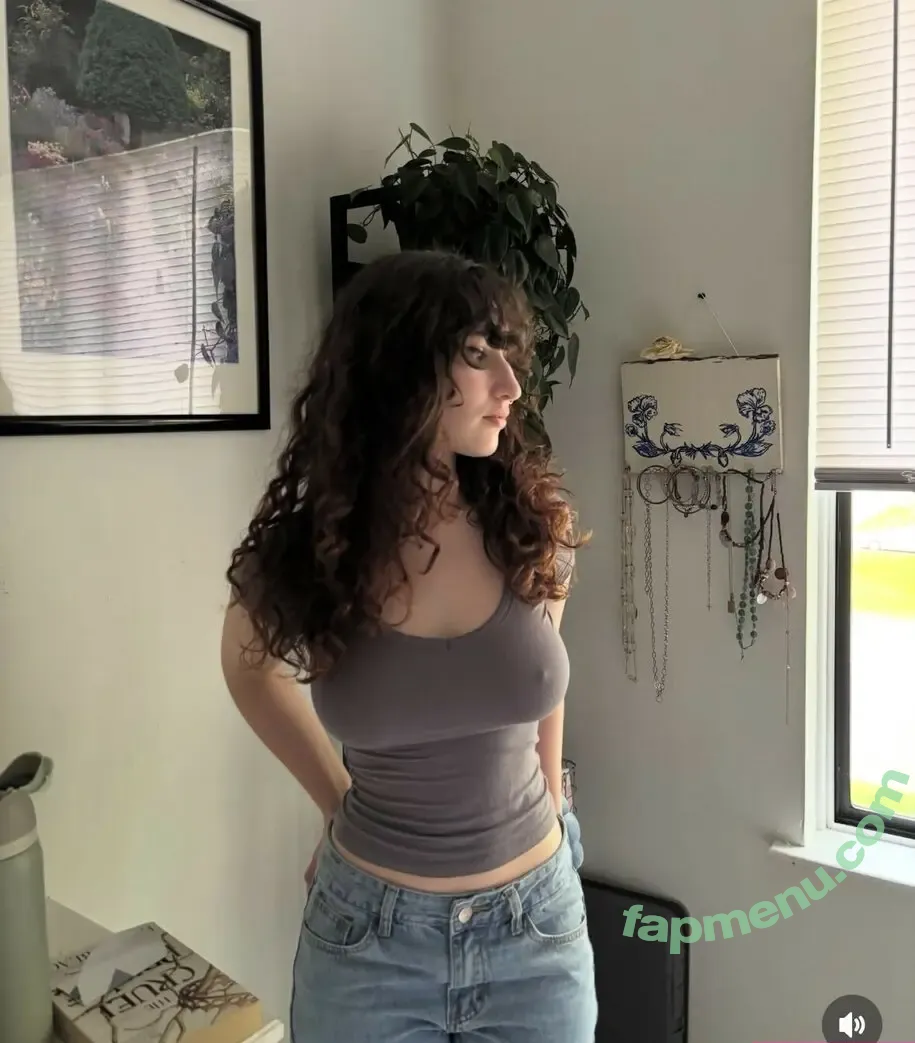 Carly Mariss nude photo #0009 (Carlybarlyy / Carlymariss)