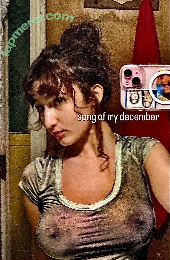 Carly Mariss nude photo #0021 (Carlybarlyy / Carlymariss)