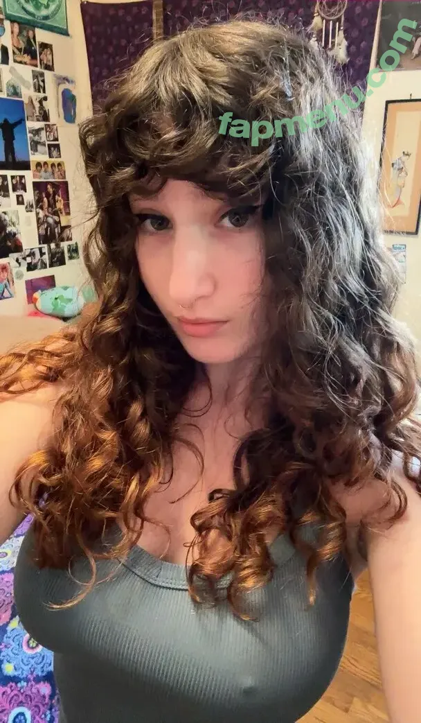 Carly Mariss nude photo #0042 (Carlybarlyy / Carlymariss)