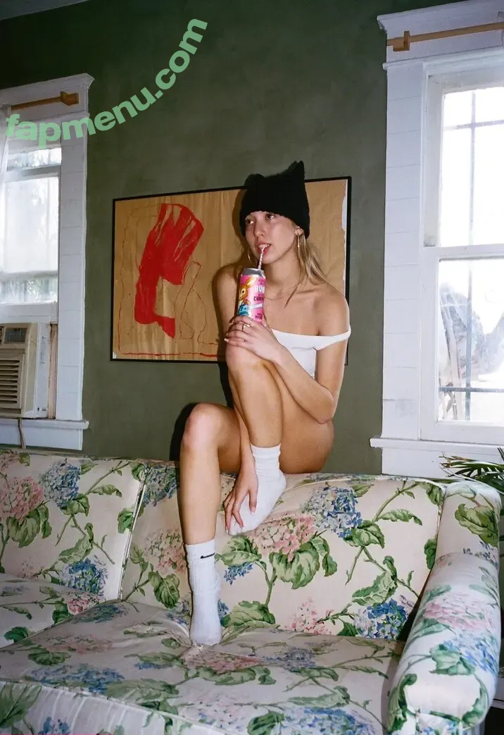 Carly Pfleger nude photo #0082 (azucar.ly / azucarly)