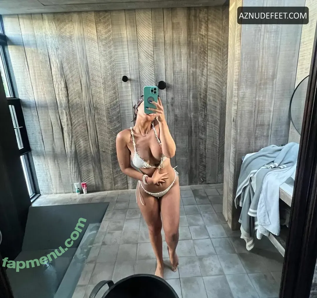 Carlyn Romero nude photo #0002 (Carlyn Romero)