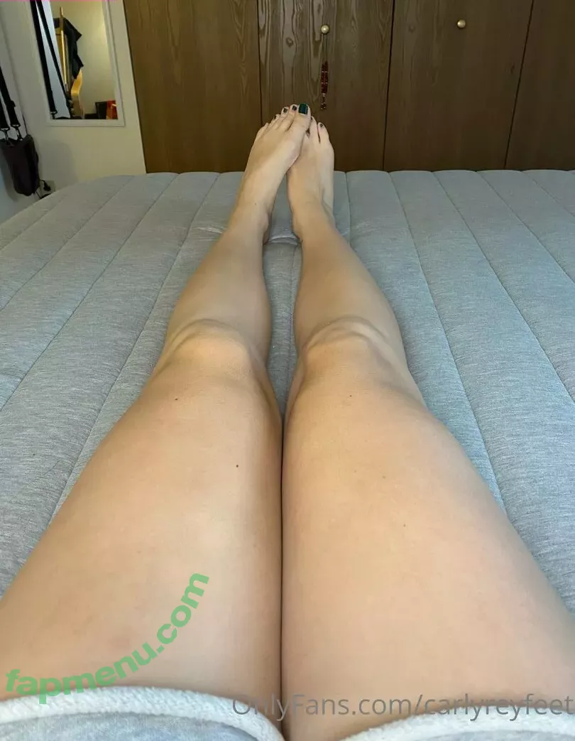 carlyreyfeet nude photo #0010 (carlyreyfeet)