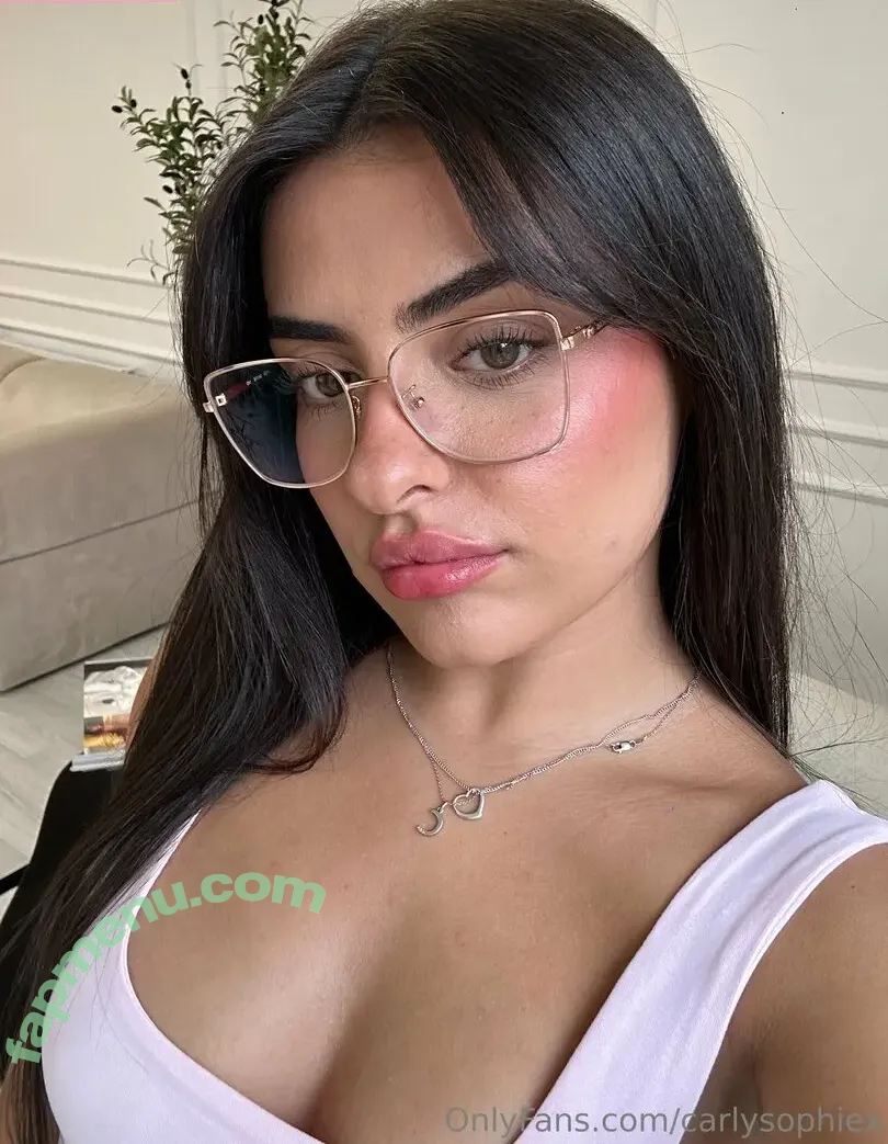 carlysophiex nude photo #0007 (_carly_sophia_)