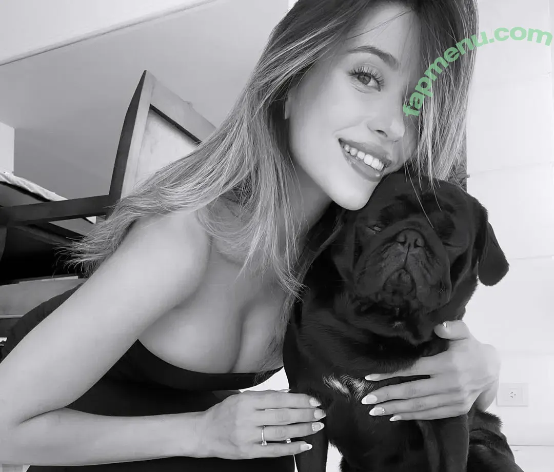 Carmela Barone nude photo #0018 (carmbarone / carmelabaronne / idoliveinheels)