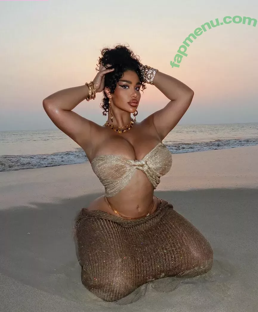 Carmela Habibi nude photo #0035 (carmelahabibi / carmellaxo / littlemisslibrarian)