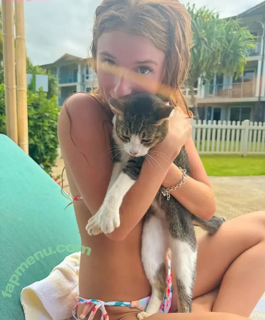 Carmela nude photo #0081 (carmelaclutchfree / carmmiee / carmmieecat)