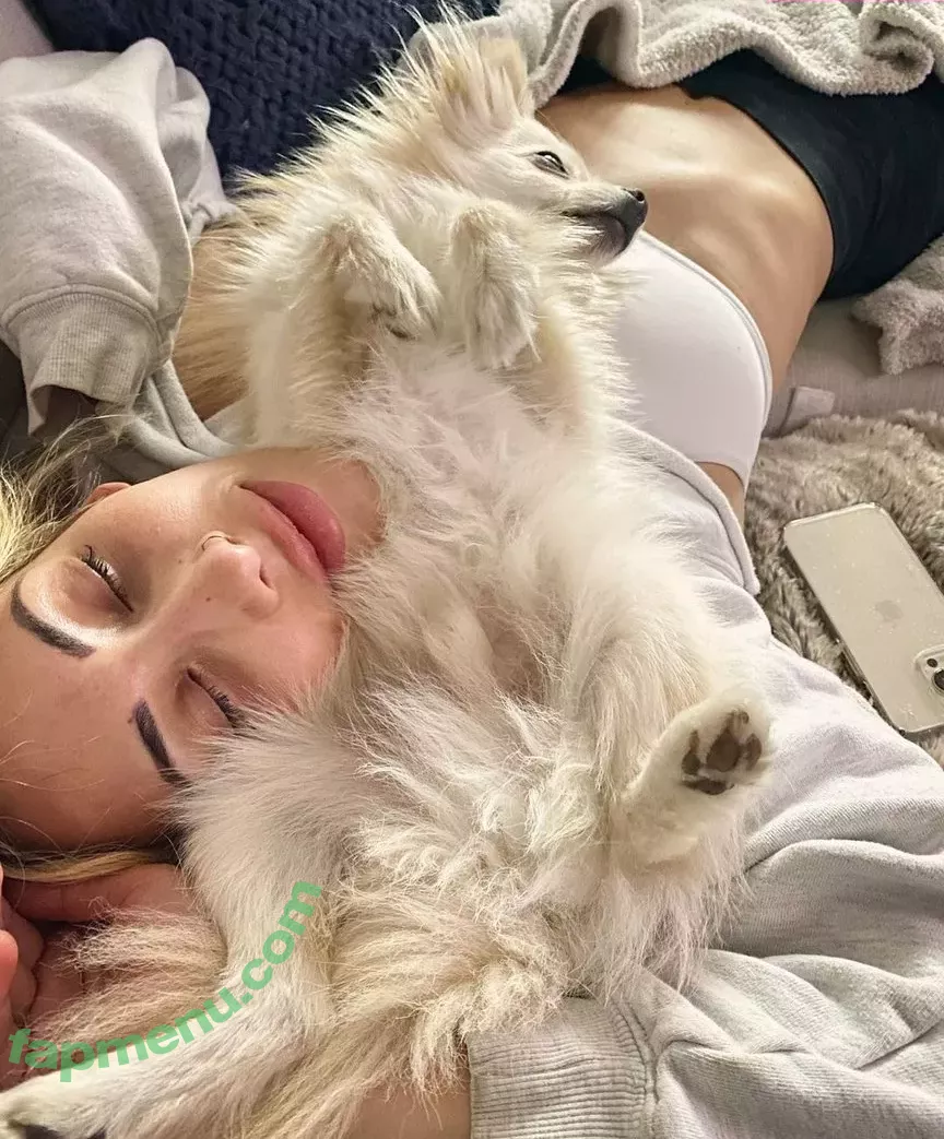 Carmella nude photo #0085 (Lucy Morey / carmellawwe / godesscarmellax / sexycarmella)