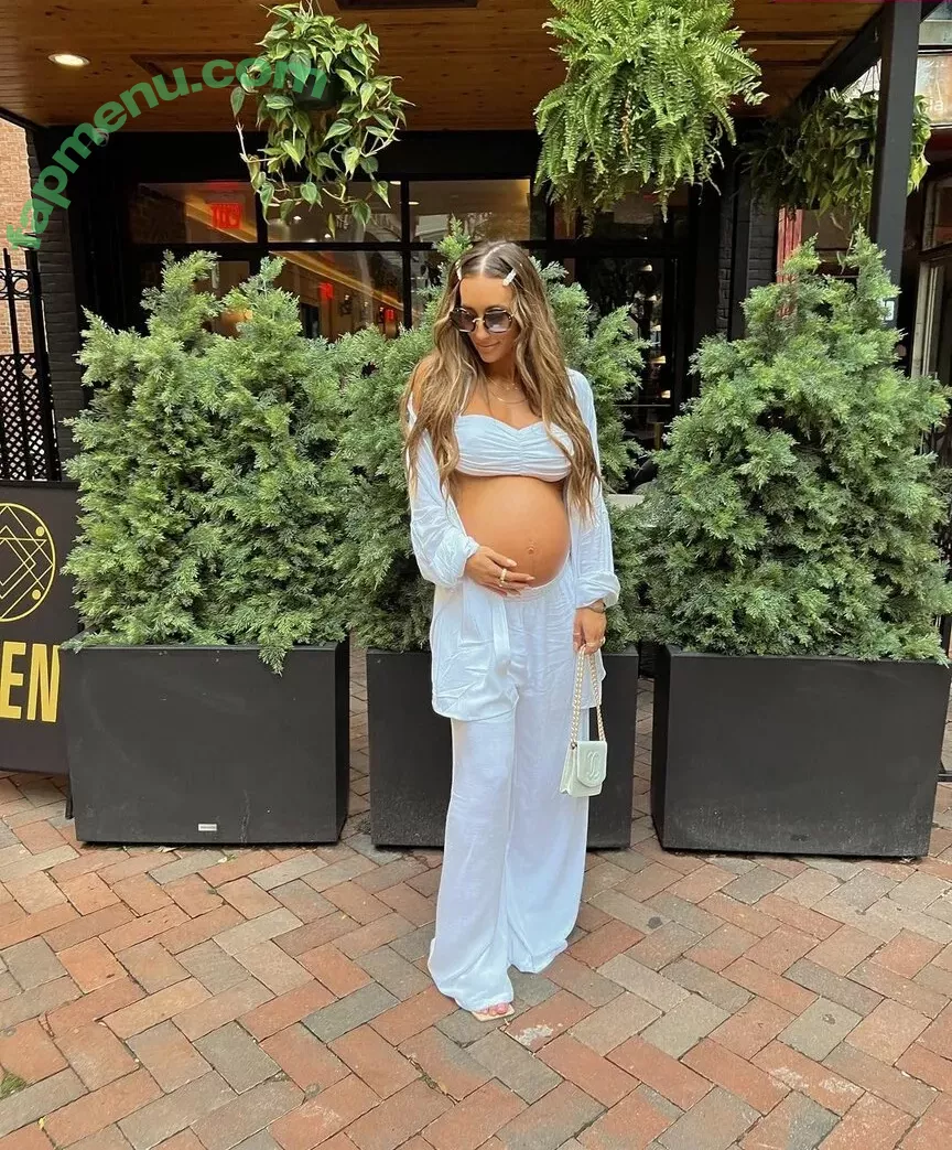 Carmella nude photo #0513 (Lucy Morey / carmellawwe / godesscarmellax / sexycarmella)